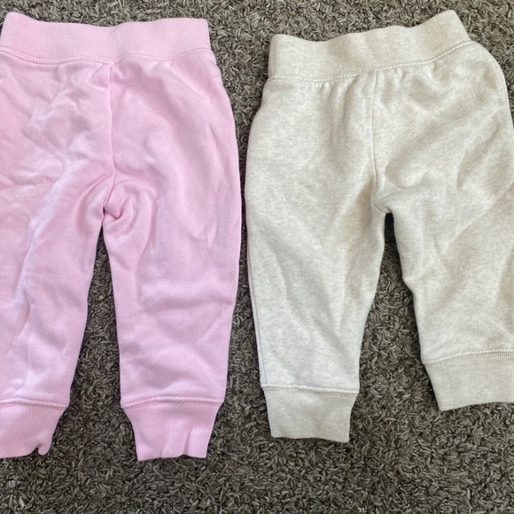 Bundle girls pants sweat pants 18-24m gap - Picture 7 of 10
